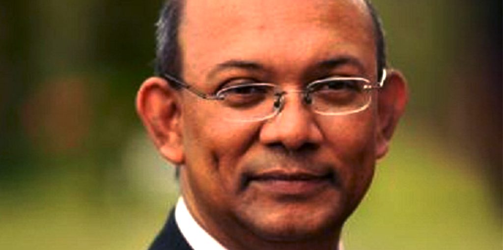 Le ministre mauricien Etienne Sinatambou.