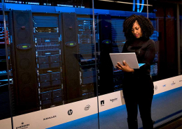Les centres d’appels virtuels sont devenus les plateformes téléphoniques les plus prisées par les entreprises modernes. Découvrez comment cette solution call center est en train de révolutionner l’industrie de la relation client.