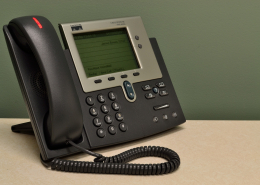 Un centre d’appels peut recourir au couplage téléphonie informatique afin d’améliorer le service client, optimiser sa relation client et booster sa productivité